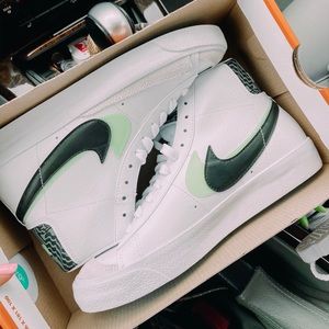 brand new nike blazers